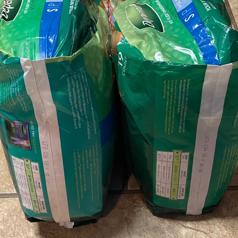 Depend Fitflex Maximum Absorbency Underwear S/P Incontinence - Picture 6 of 10